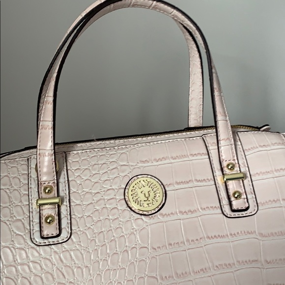 Anne Klein purse. - Picture 2 of 6